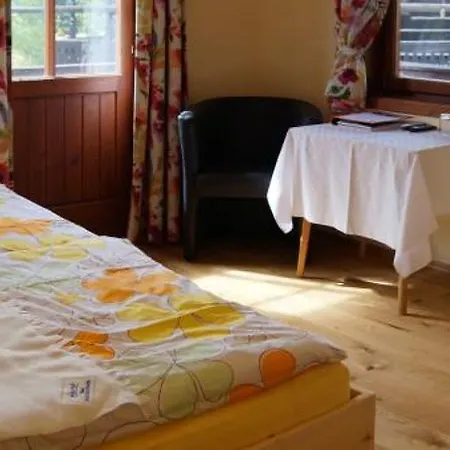 Fruehstueckspension Alte Schule Bed & Breakfast Sankt Oswald (Carinthia)